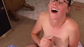 Nerdy Mom Is Doing Everything She Can To Make This Cock Shoot Jizz