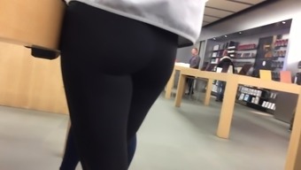 Brunette Bubble Butt In Black Yoga Pants