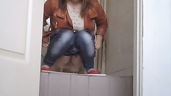 White Complete Stranger Chubby White Colored Chick Inside The Potty Room