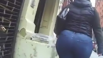 Candid Huge Booty In Jeans