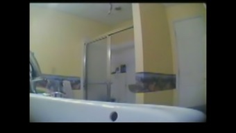Spying A Girlfriend  In Bathroom Bvr