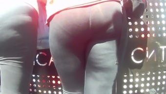 Girl With Big Ass In Spandex