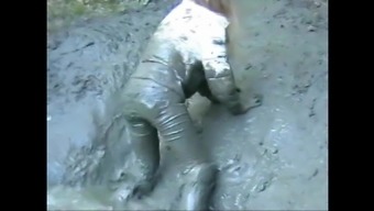 Sasja In Muddy White Thigh Boots (Part 2)!!!
