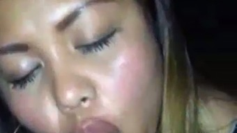 Watch And Learn Ladies Cuz This Horny Chick Knows How To Give A Proper Blowjob