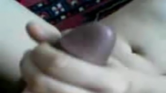 Iranian Milf Playing With Cock And Screwed