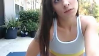 Skinny Webcam Girl Doing Yoga Outside