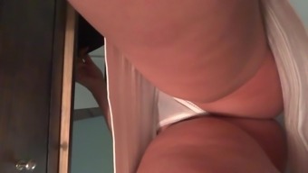 Come See Under The Skirt Of The Beautiful Slut Miss Muller