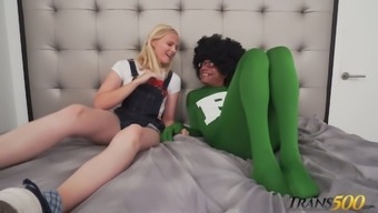 Weird Looking Dude In Wig Gets Treated With A Good Blowjob By Blonde Tgirl
