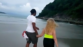 Paty Bumbum Meets An American And Blonde On The Beach And Takes Him To El Toro De Oro'S House To Fuck. (Melissa Alecxander - Clarkes Boutaine)
