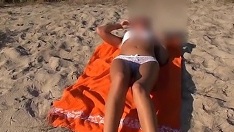 Sexy Teen Naked At Beach