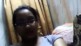 Bangla Desi Dhaka Girl Sumia On Webcam