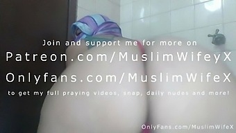 Real Muslim Amateur Mommy In Hijab Squirting Creamy Pussy