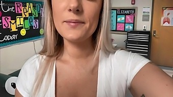 Miss Cassi Asmr - Ear Check Roleplay