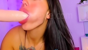 Latin Fake Girl With Silicone Ass Tits And Lips