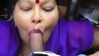 Desi Aunty Giving Blowjob And Deepthroat Drank Cum