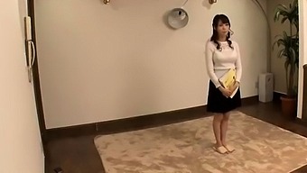 Japanese Teen Fingered And Blowjobs