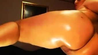 Horny Oiled Curvy, Bubble Butt, Big Boobs - negrofloripa