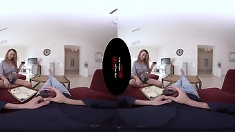 Daphne Klyde In Sucking At Games - Virtualrealporn