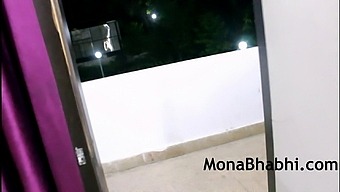 Indian Aunty Outdoors With Her Husband Giving Blowjob And Fucking