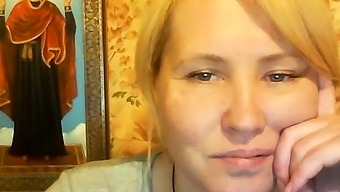 Hot 48 Yo Russian Mature Tamara Play On Skype