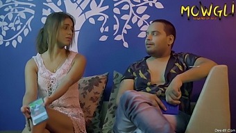 Desi Telugu Big Bhabhi Amulya Has Hardcore Sex In Hotel