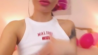 Perfect Natural Tits Babe Playing Her Pussy