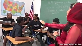 Nadia Ali – Hot Muslim Teacher Fucked By 4 Black Students