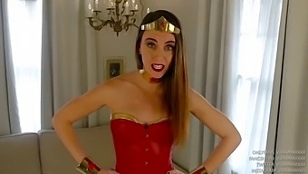 Wonder Woman Sucks Fucks And Gets A Facial