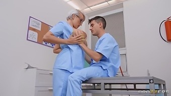 Nurse Gets A Glory Hole Ass Fuck Video With Jordi El Nino Polla, Angel Wicky - Brazzers