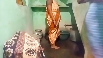 Priyanka Aunty Bathroom Sex At Home