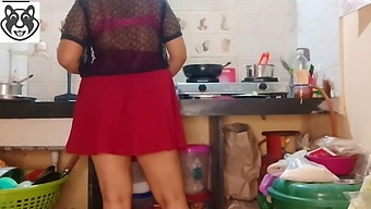 Indian Stepsis Wearing Skirt And Doing Work And Stepbrother Caught Her And Force To Fucked