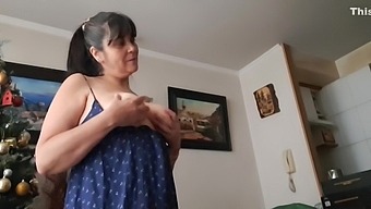 Stepson Asks Stepmom To See Her Pussy And Tits To Give Himself A Handjob
