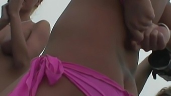 Amateur Couple Enjoys Public Sex On A Beach In Outdoor Video