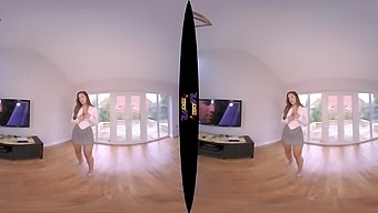 Solo Female With Tattoos Stripteases In Vr