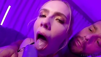 Shaved Pussy Babe Gets Fucked Hardcore With A Big Cock And Fisted In The Ass