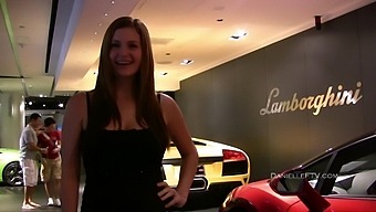 Solitary Danielle Sighs While Manipulating Her Cunt In The Automobile - Hd