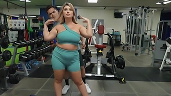 Andie Anderson With Large Tits Loves Being Penetrated In The Gym