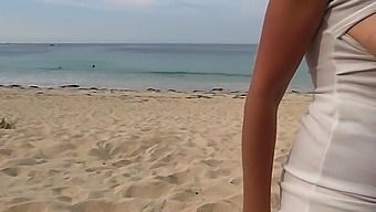 French Amateur Gives A Risky Handjob And Swallows His Sperm On The Beach