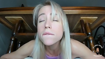 Hd Porn Video Of A Young Blonde Stepsister Experiencing Orgasm