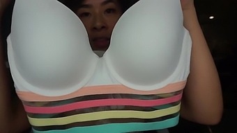 Amateur Asian Teen Teases With Her Bras