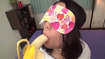 Japanese Brunette Ryoko Takes On A Challenge: Guessing The Fillings Of Her Mouth In Hd
