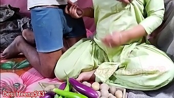Indian Teen With Big Ass Sells Vegetables In Homemade Video
