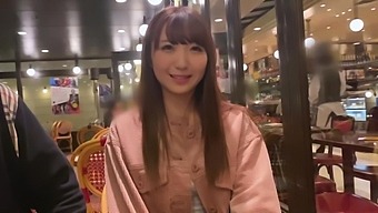 Hd Videos Of Asian Women'S Sensual Encounters