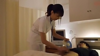 Japanese Patient Enjoys A Kinky Nurse'S Attention In Hd