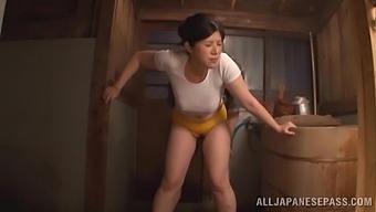 Kaori Sakuragi Gets Pleasured By Her Mature Boyfriend In This Asian Video