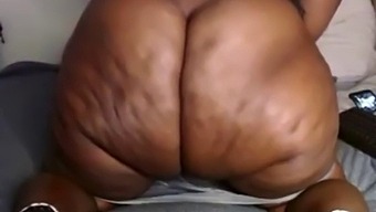 African Woman With A Big Butt