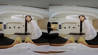 Asian Beauty Gives A Footjob And Blowjob In Vr