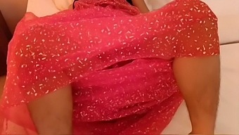 Indian Housewife Takes A Big Cock On Her Ass In This Amateur Video
