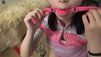 A Chinese Beauty'S Bondage Fetish