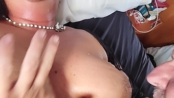 Amateur Cuban Girl With Big Natural Tits And Nipples